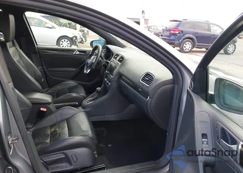 2010 Volkswagen Gti 4-Door z USA, uszkodzony, nr VIN WVWHD7AJ3AW089780